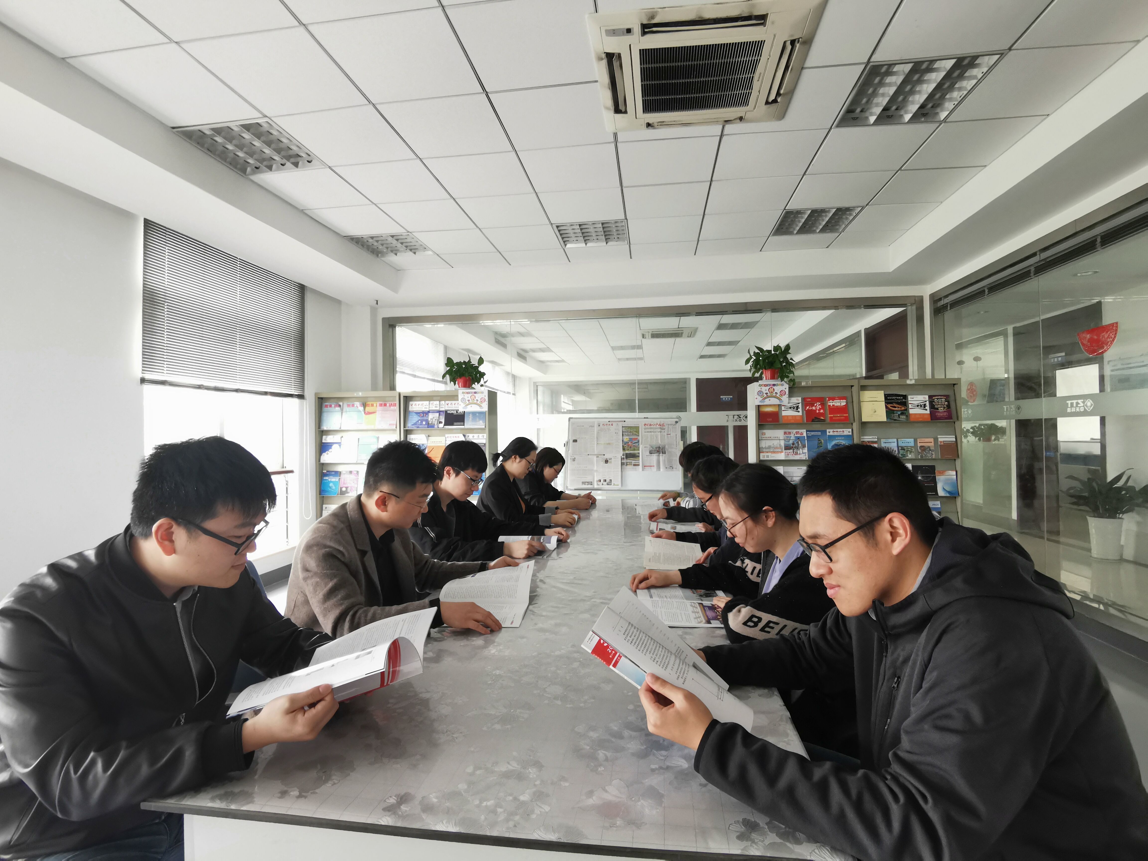 首页-PA真人集团有限公司官网